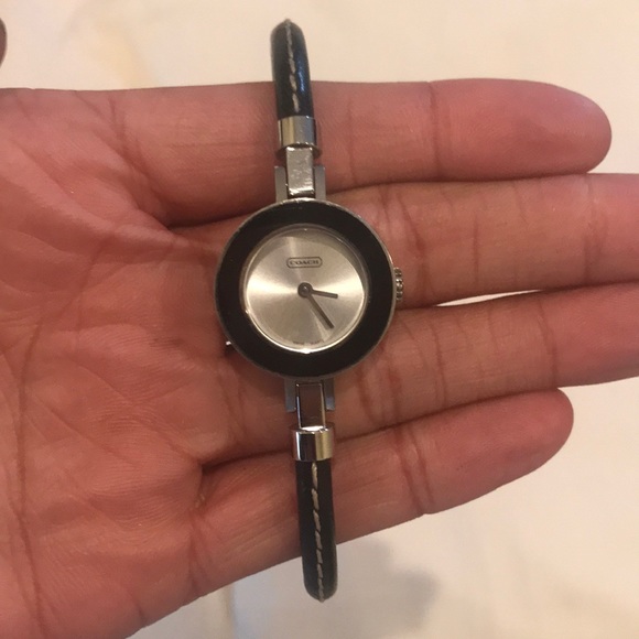NWT Coach watch - Picture 6 of 7